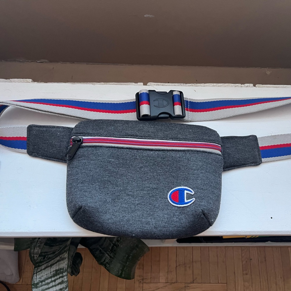 Champion Fanny Pack
